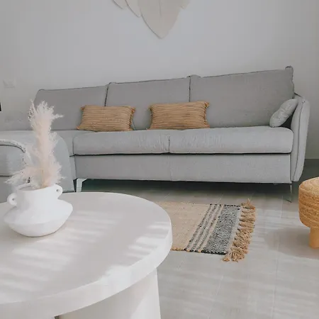 Casa Tasya Centre Apartment